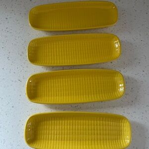 Set of 4 CRATE & BARREL Corn on the Cob Holder Bright Yellow Serving Dishes